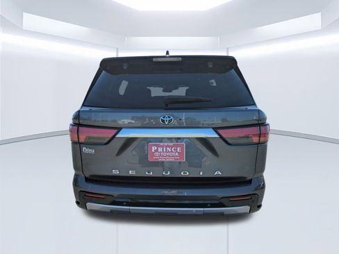 Used 2024 Toyota Sequoia Capstone image 5