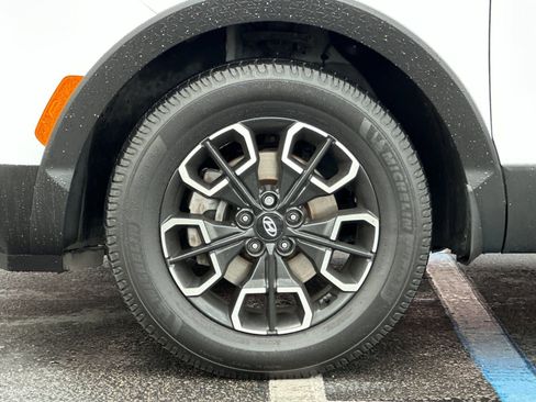 Used 2022 Hyundai Santa Cruz SEL Premium image 23