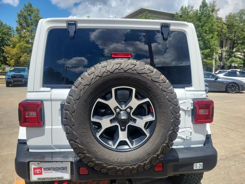 Used 2022 Jeep Wrangler Unlimited Rubicon w/ Steel Bumper Group AWD/4WD image 4