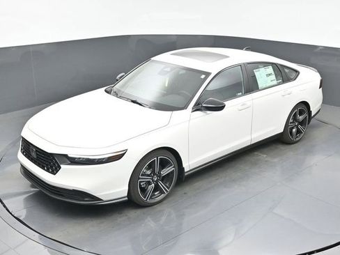 New 2026 Honda Accord Sport image 28