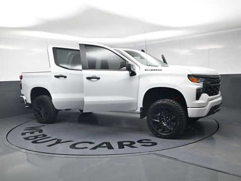 Used 2025 Chevrolet Silverado 1500 Custom w/ Turbomax Blackout Package AWD/4WD image 25