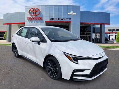 New 2026 Toyota Corolla SE image 1