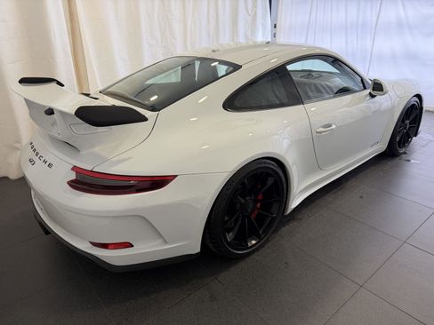 Used 2018 Porsche 911 GT3 image 9