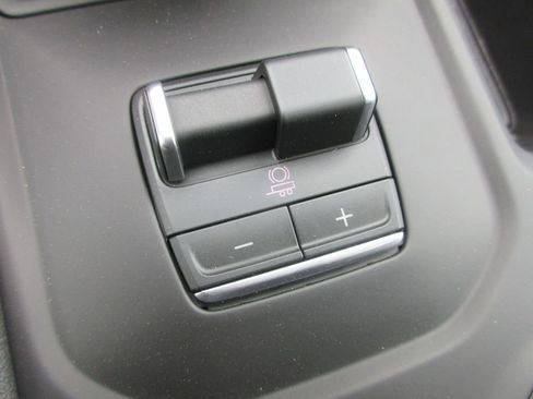New 2026 GMC Sierra 1500 AT4 w/ AT4 Premium Package AWD/4WD image 22