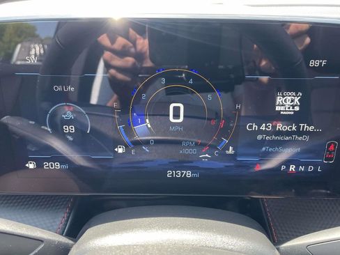 Used 2025 Chevrolet Equinox RS image 26