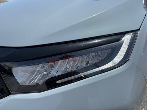 Used 2025 Honda Odyssey Touring image 5