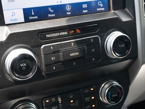 Used 2019 Ford F150 Lariat AWD/4WD image 28