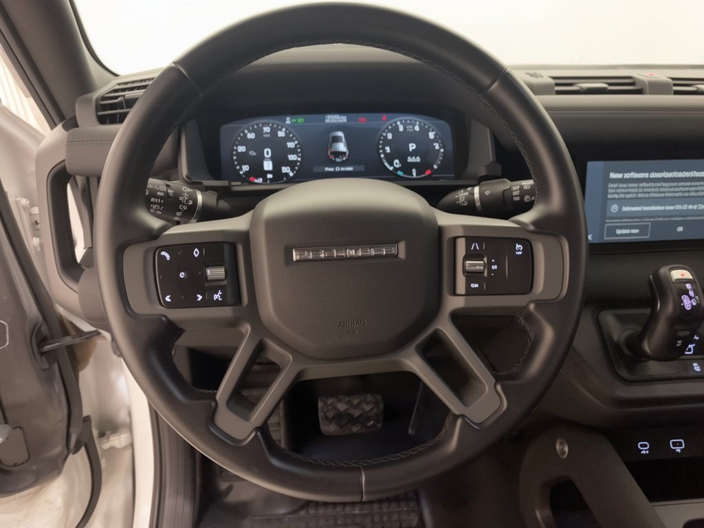 Used 2023 Land Rover Defender 110 X-Dynamic SE AWD/4WD image 10