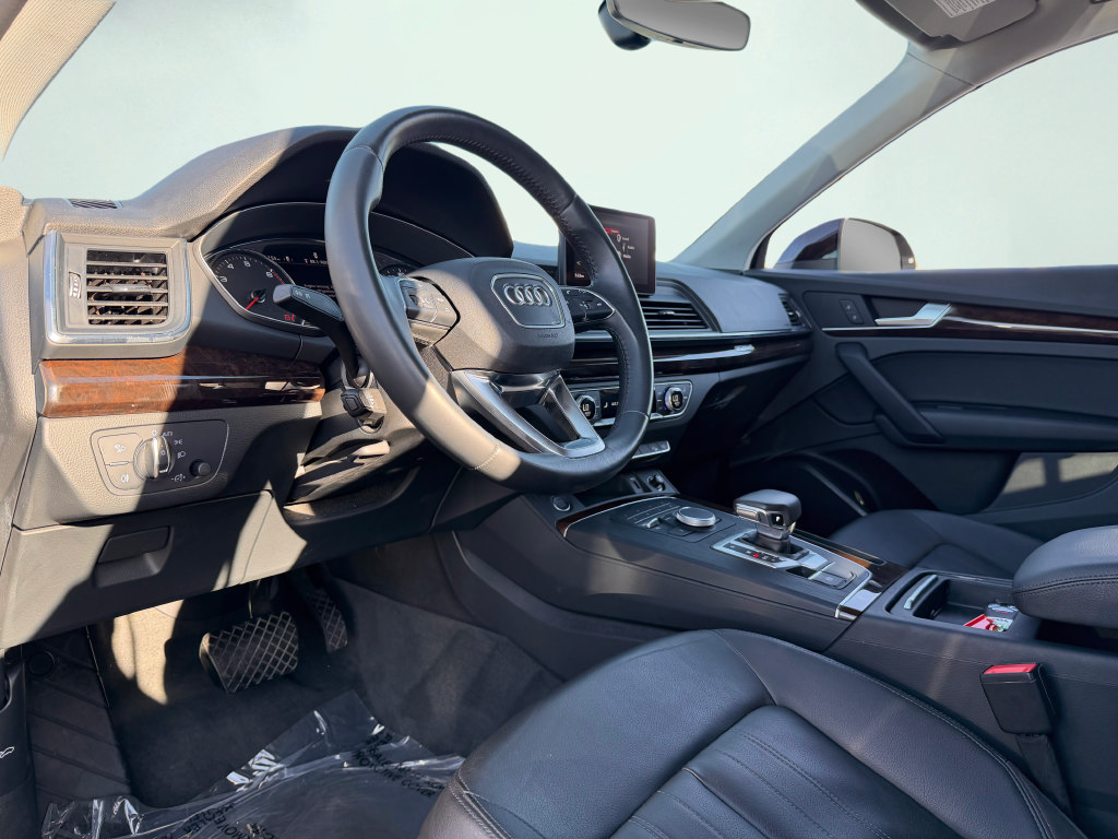 Used 2019 Audi Q5 2.0T Premium AWD/4WD image 24