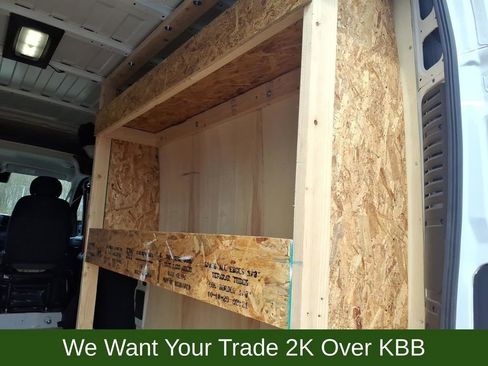 Used 2025 RAM ProMaster 2500 w/ Convenience Group image 14