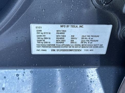 Used 2021 Tesla Model Y Long Range image 30