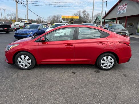 Used 2019 Hyundai Accent SE image 19