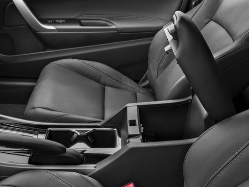 Used 2017 Honda Accord EX-L image 18