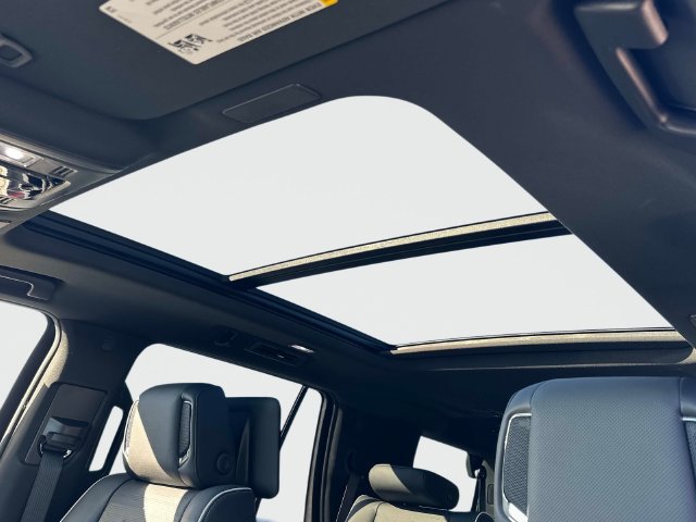 New 2027 Cadillac Escalade Sport w/ Touring Package AWD/4WD image 9