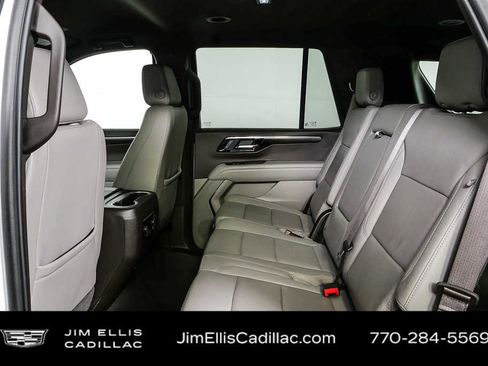 Used 2025 Chevrolet Tahoe LT image 17