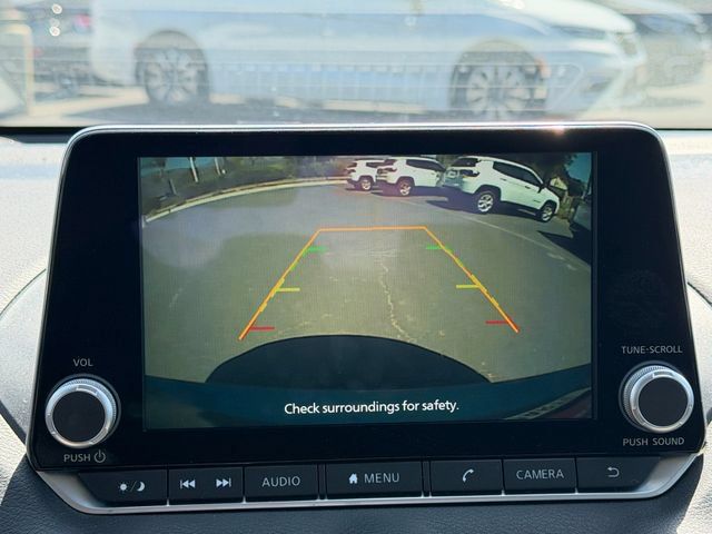 Used 2024 Nissan Sentra SV FWD image 22