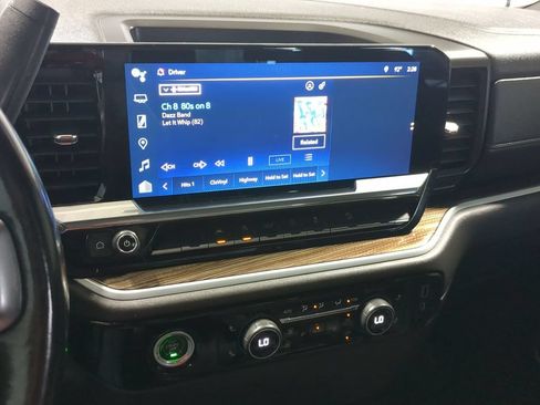 Used 2022 Chevrolet Silverado 1500 LT Trail Boss w/ Protection Package AWD/4WD image 33