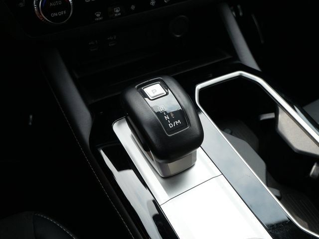 Used 2025 Mitsubishi Outlander SE AWD/4WD image 24