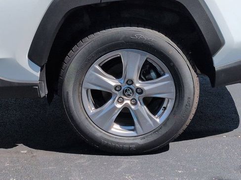 Certified 2025 Toyota RAV4 XLE AWD/4WD image 7