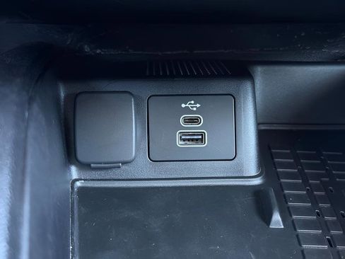 Used 2025 Ford Bronco Sport Outer Banks AWD/4WD image 14