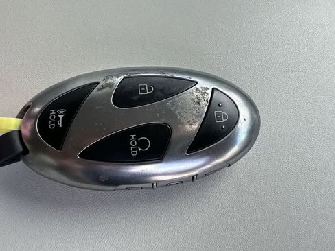 Used 2024 Hyundai Santa Fe Limited image 28