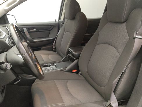 Used 2015 Chevrolet Traverse LT w/ Style and Technology Package image 17
