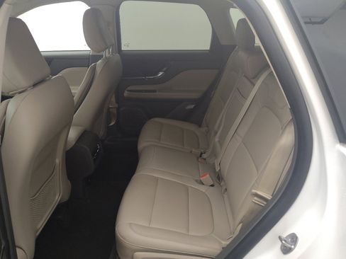 Used 2022 Lincoln Corsair FWD image 18