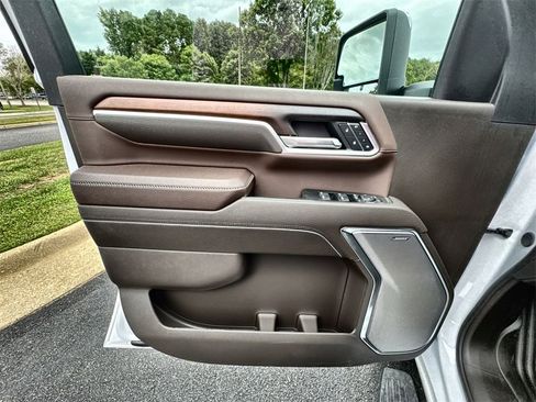 Used 2024 GMC Sierra 2500 Denali w/ Denali Reserve Package image 22