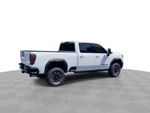 New 2026 GMC Sierra 2500 AT4X w/ LPO, Black Badging Package AWD/4WD image 8