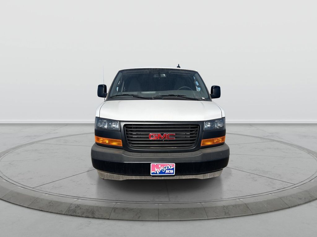 New 2025 GMC Savana 2500 Extended w/ Driver Convenience Package RWD image 4
