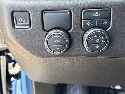 Used 2024 Chevrolet Silverado 1500 RST w/ Convenience Package II RWD image 14