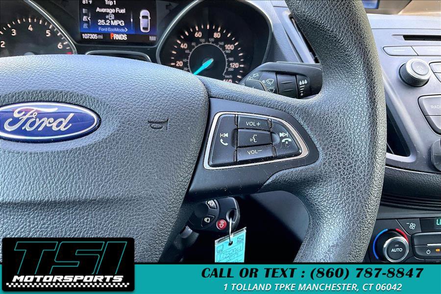Used 2017 Ford Escape SE AWD/4WD image 19