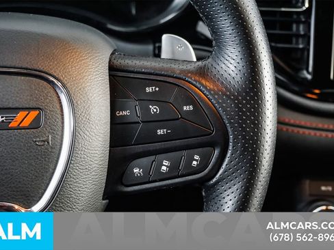 Used 2025 Dodge Durango GT AWD/4WD image 31