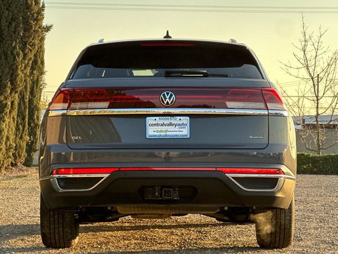 New 2026 Volkswagen Atlas Cross Sport SEL image 5