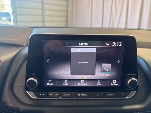 Used 2023 Nissan Rogue SV FWD image 27