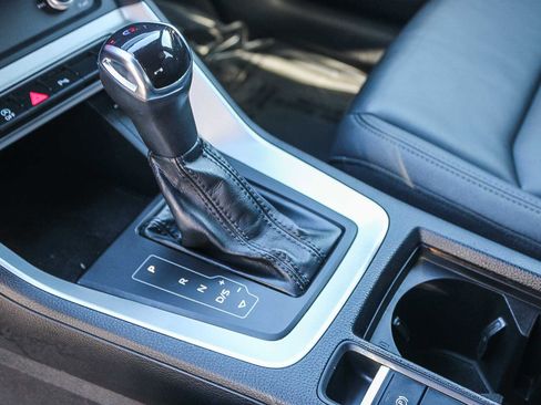 Used 2022 Audi Q3 2.0T Premium w/ Convenience Package image 20