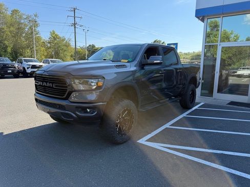 Used 2020 RAM 1500 Big Horn AWD/4WD image 5