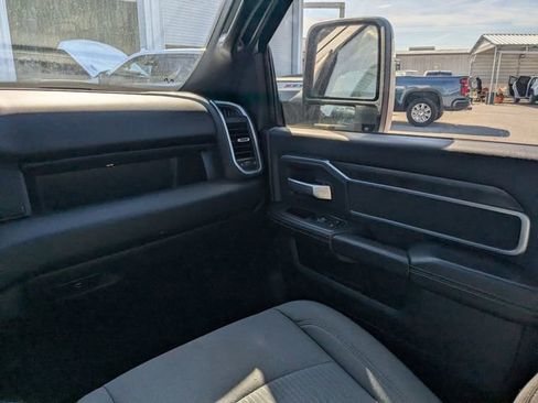 Used 2024 RAM 2500 Big Horn image 14