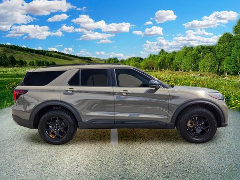 Used 2026 Ford Explorer Tremor w/ Tremor Ultimate Package AWD/4WD image 7