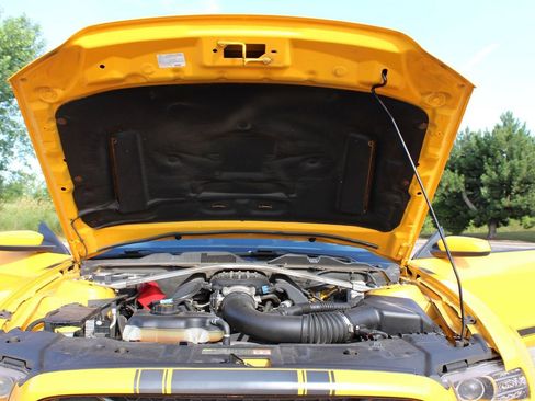 Used 2013 Ford Mustang Boss 302 w/ Boss 302 Accessory Pkg image 26