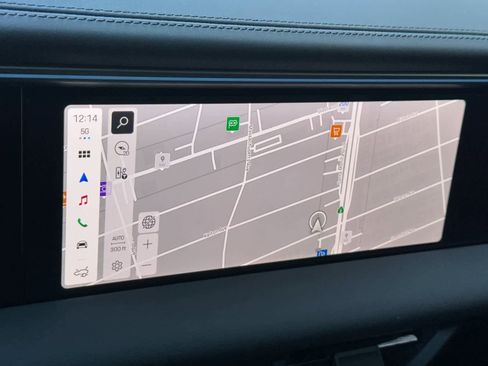 New 2026 Porsche Macan Electric RWD image 22