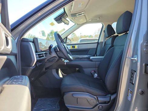 New 2026 Hyundai Santa Fe SE FWD image 13