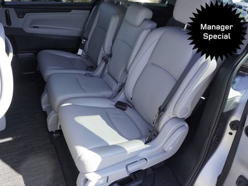 Used 2023 Honda Odyssey Touring image 28