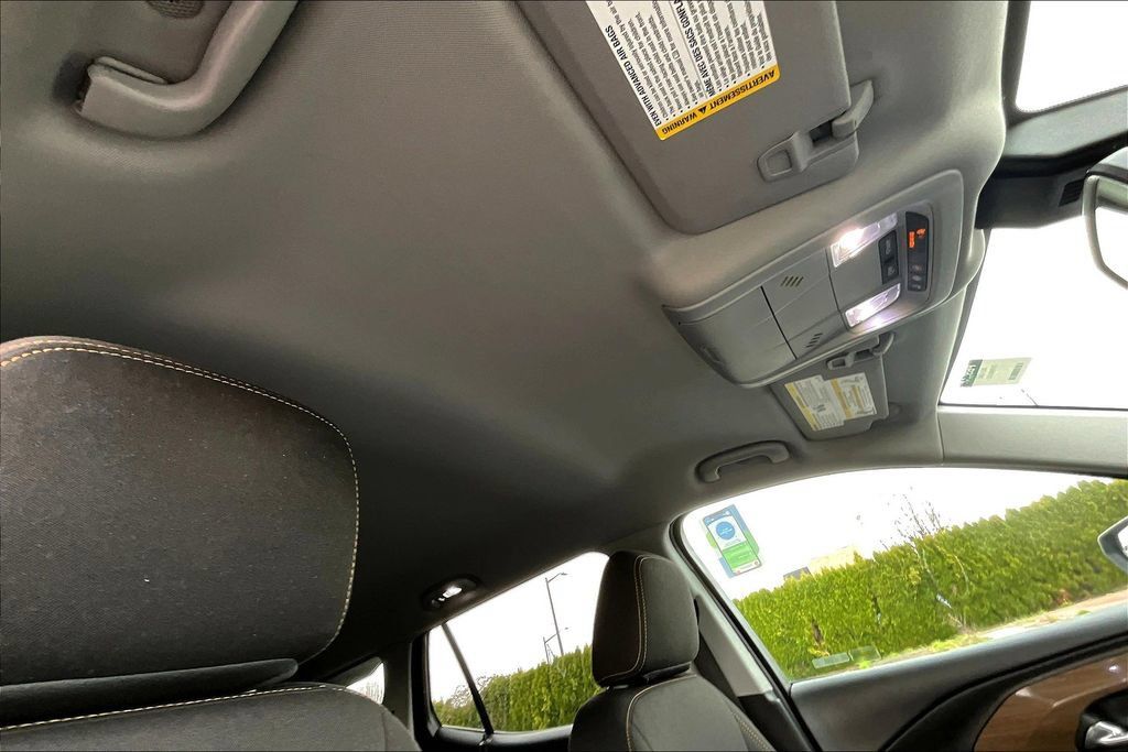 Used 2021 GMC Terrain SLE AWD/4WD image 15