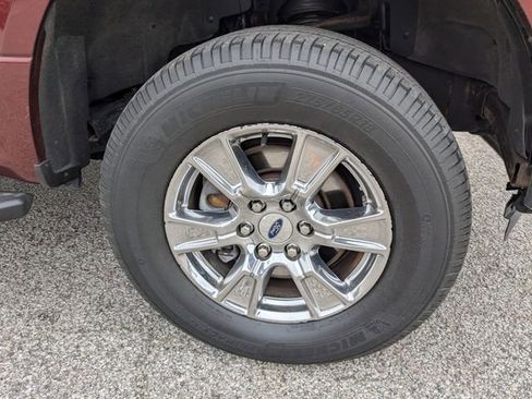 Used 2016 Ford F150 XLT w/ Equipment Group 302A Luxury AWD/4WD image 9