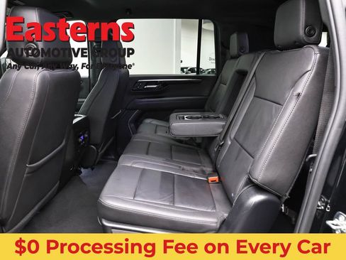 Used 2025 Chevrolet Suburban Z71 AWD/4WD image 23
