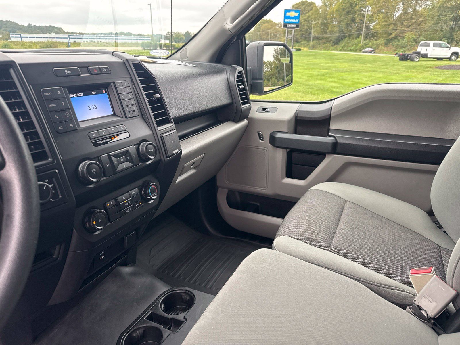 Used 2019 Ford F150 XL w/ Equipment Group 101A Mid AWD/4WD image 23