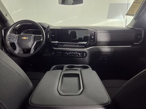 Used 2025 Chevrolet Silverado 2500 LT w/ Convenience Package AWD/4WD image 29