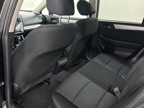 Used 2019 Subaru Outback 2.5i Premium AWD/4WD image 25