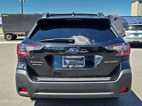 Used 2024 Subaru Outback Premium AWD/4WD image 7